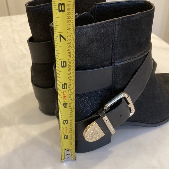 Vince Camuto ankle booties - Picture 10 of 10